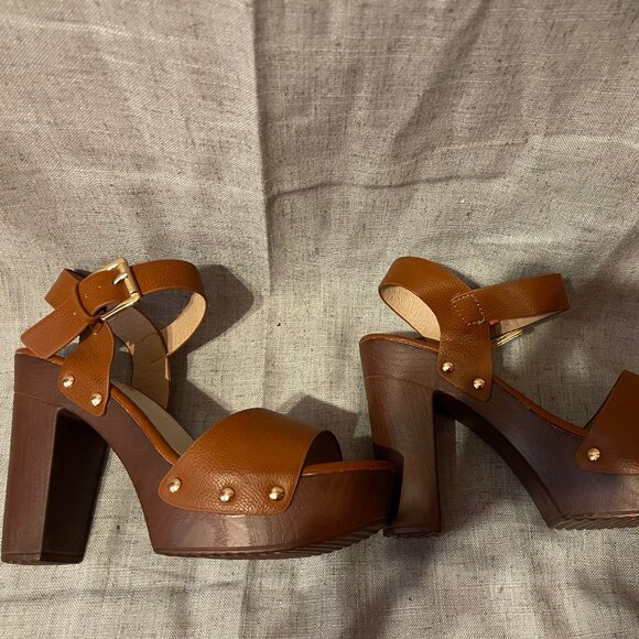 KAYLEEN by Los Angeles Brown Heels - Picture 3 of 5